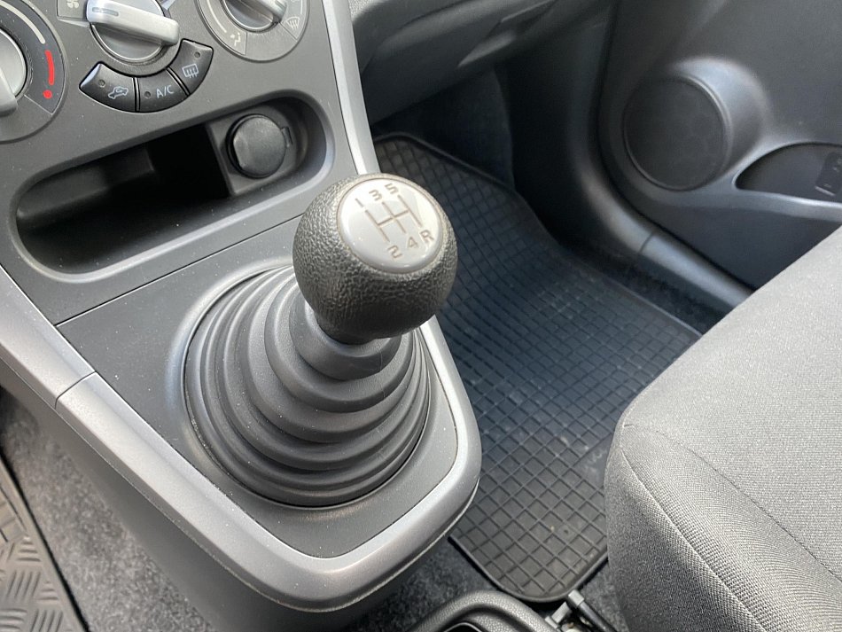 Suzuki Splash 1.2 16V 