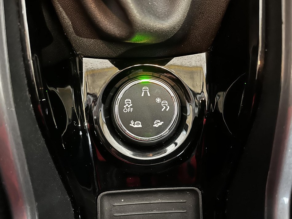 Peugeot 2008 1.2PT 