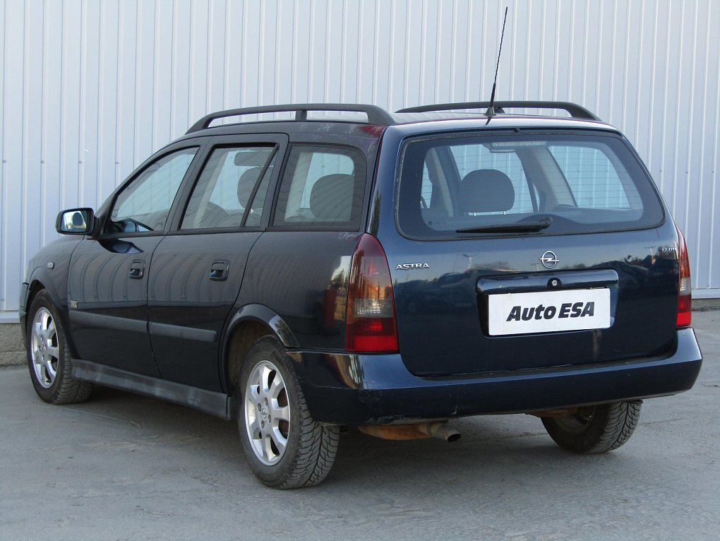 Opel Astra 1.7DTi 