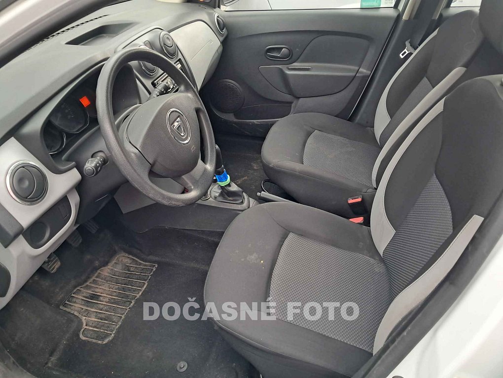 Dacia Sandero 1.2i 