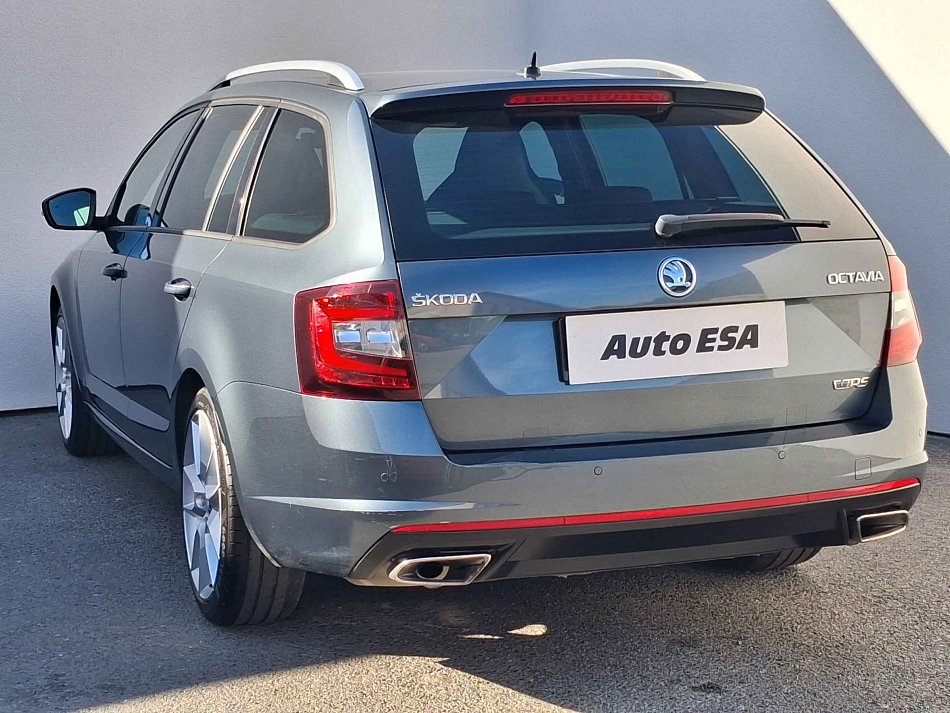 Škoda Octavia III 2.0 TSi RS