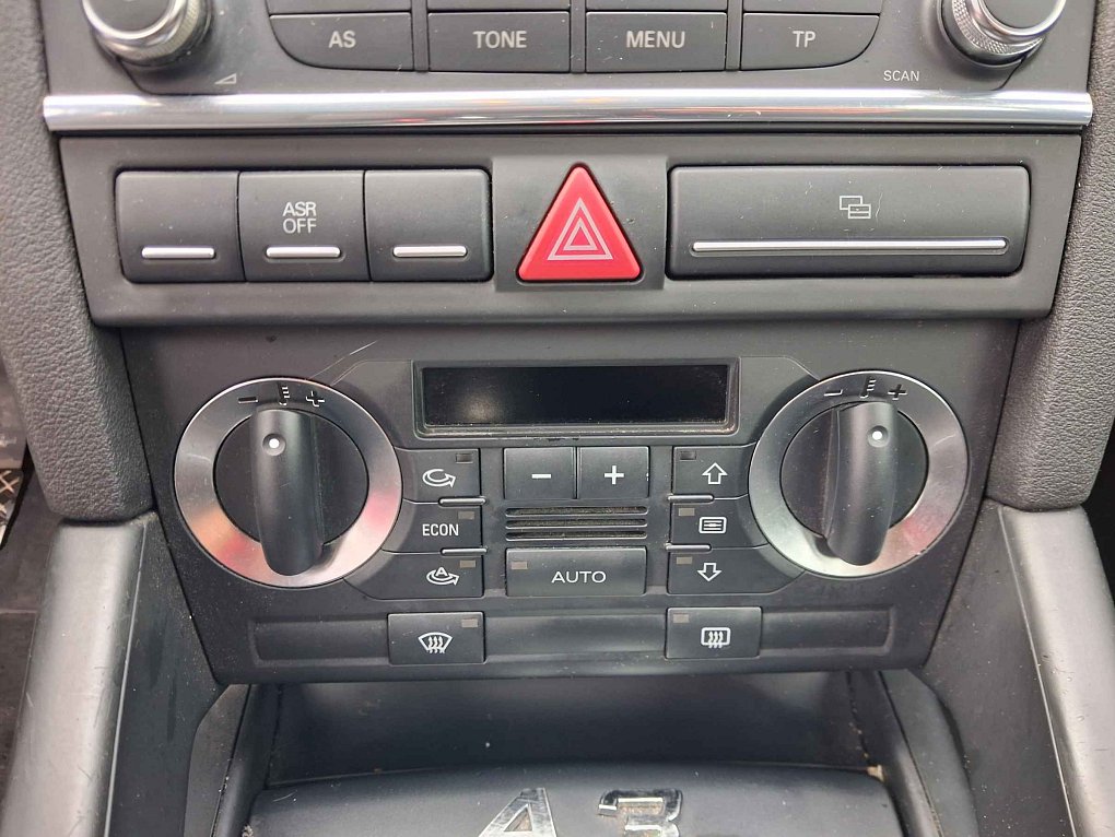 Audi A3 1.6MPi 