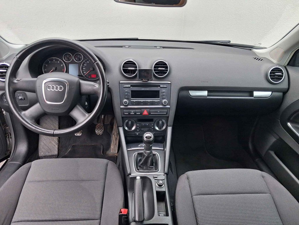 Audi A3 1.6MPi 