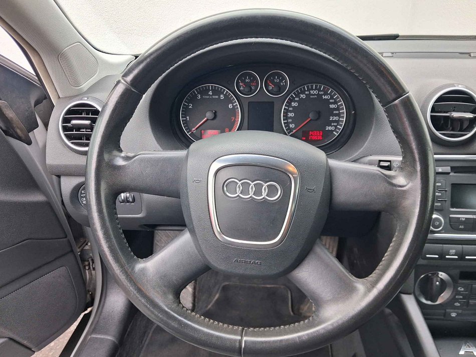 Audi A3 1.6MPi 