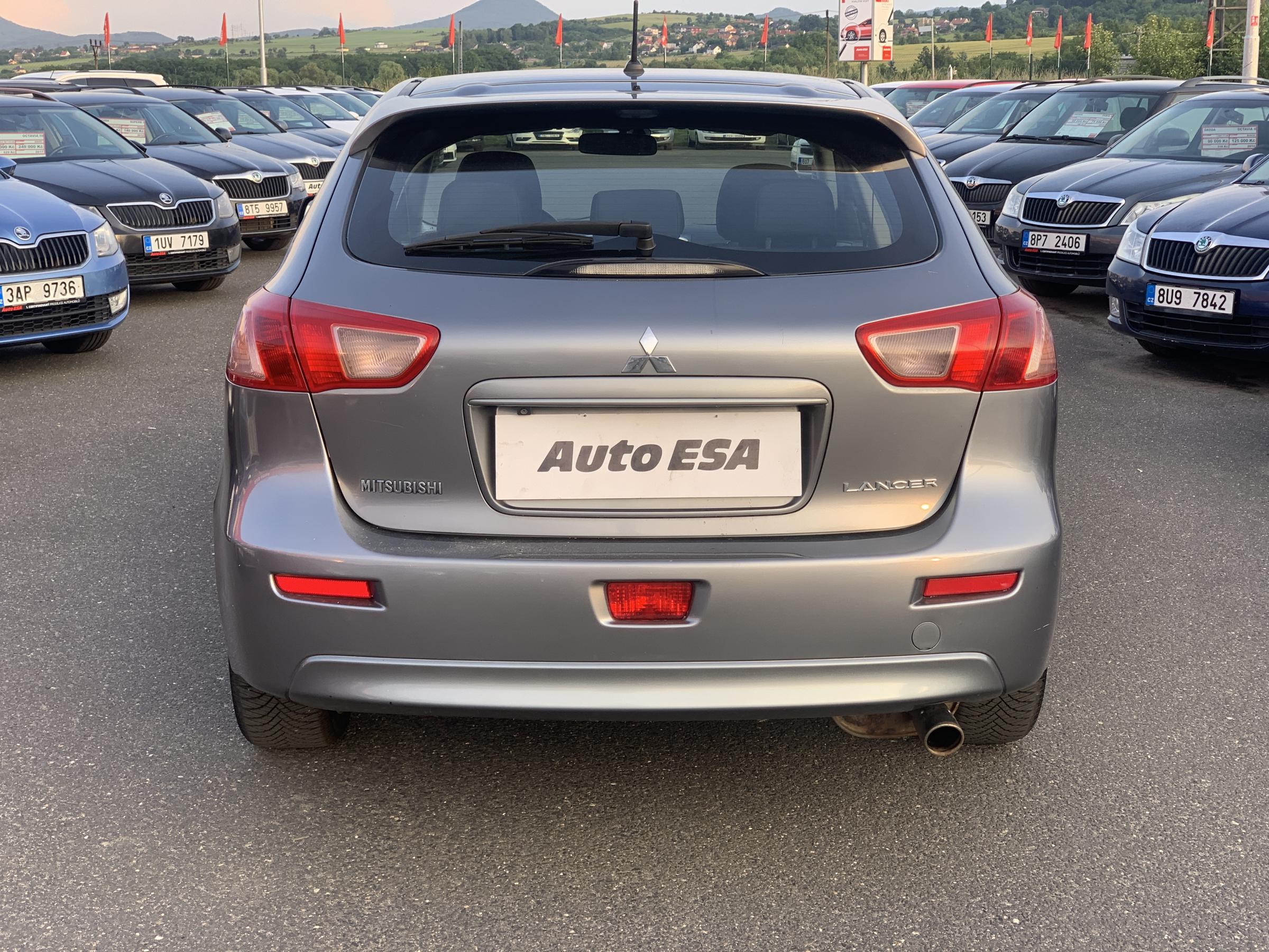 Mitsubishi Lancer, 2014 - pohled č. 5