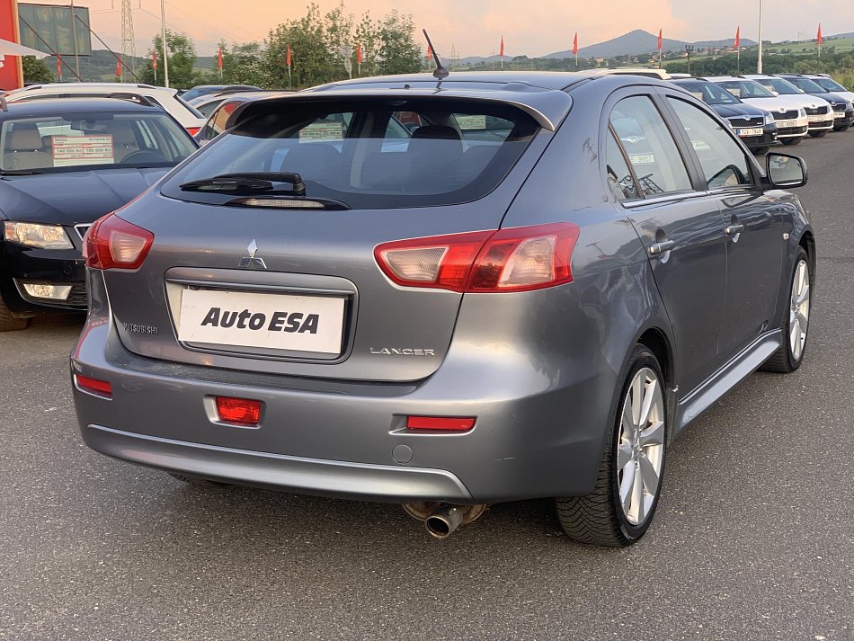 Mitsubishi Lancer 1.8 Di-D 