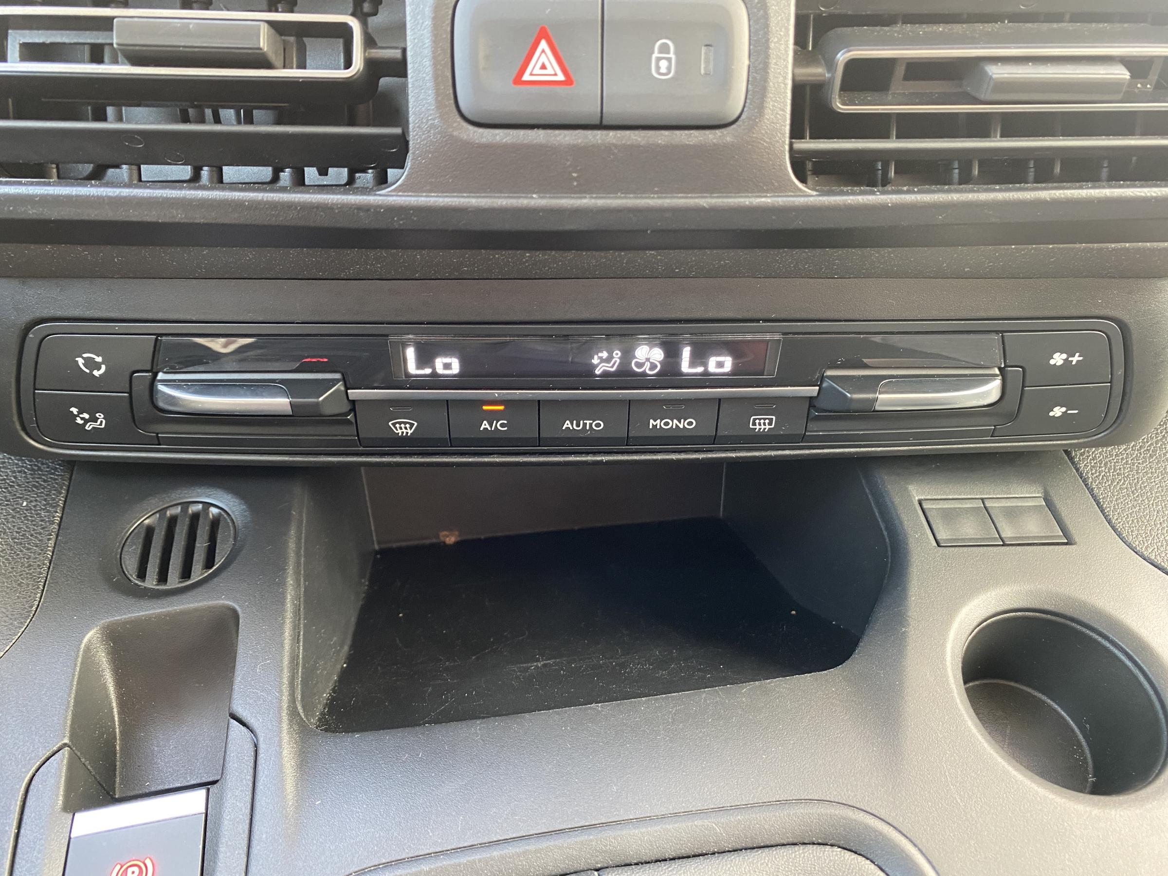 Citroën Berlingo, 2020 - pohled č. 13