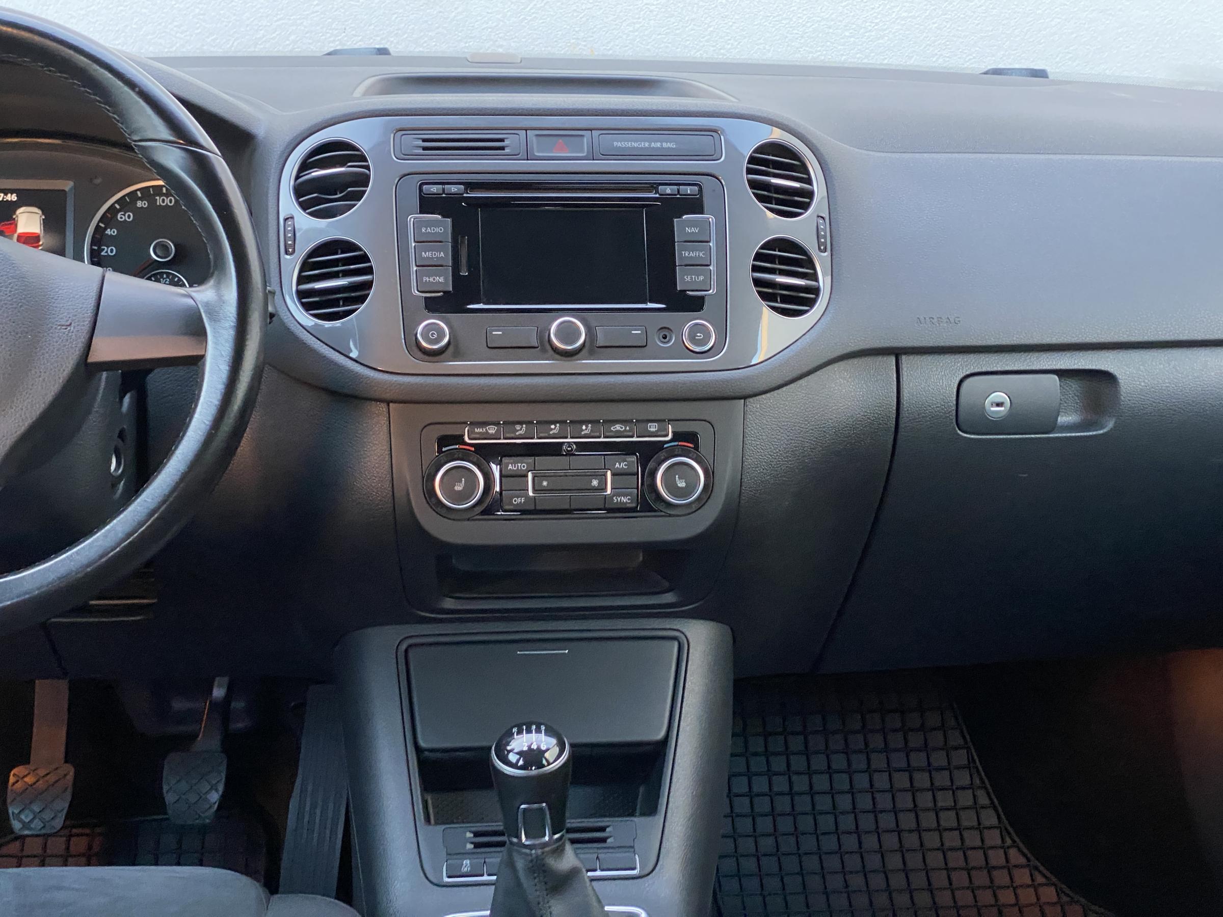 Volkswagen Tiguan, 2015 - pohled č. 9