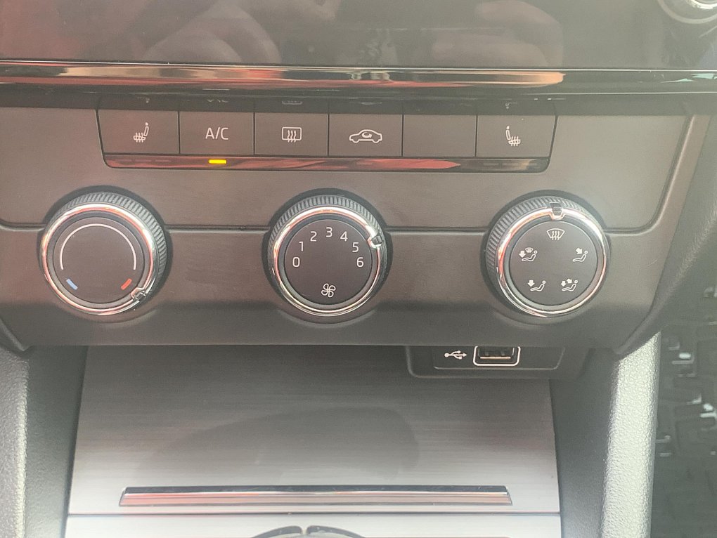 Škoda Octavia III 1.4 TSi Ambition