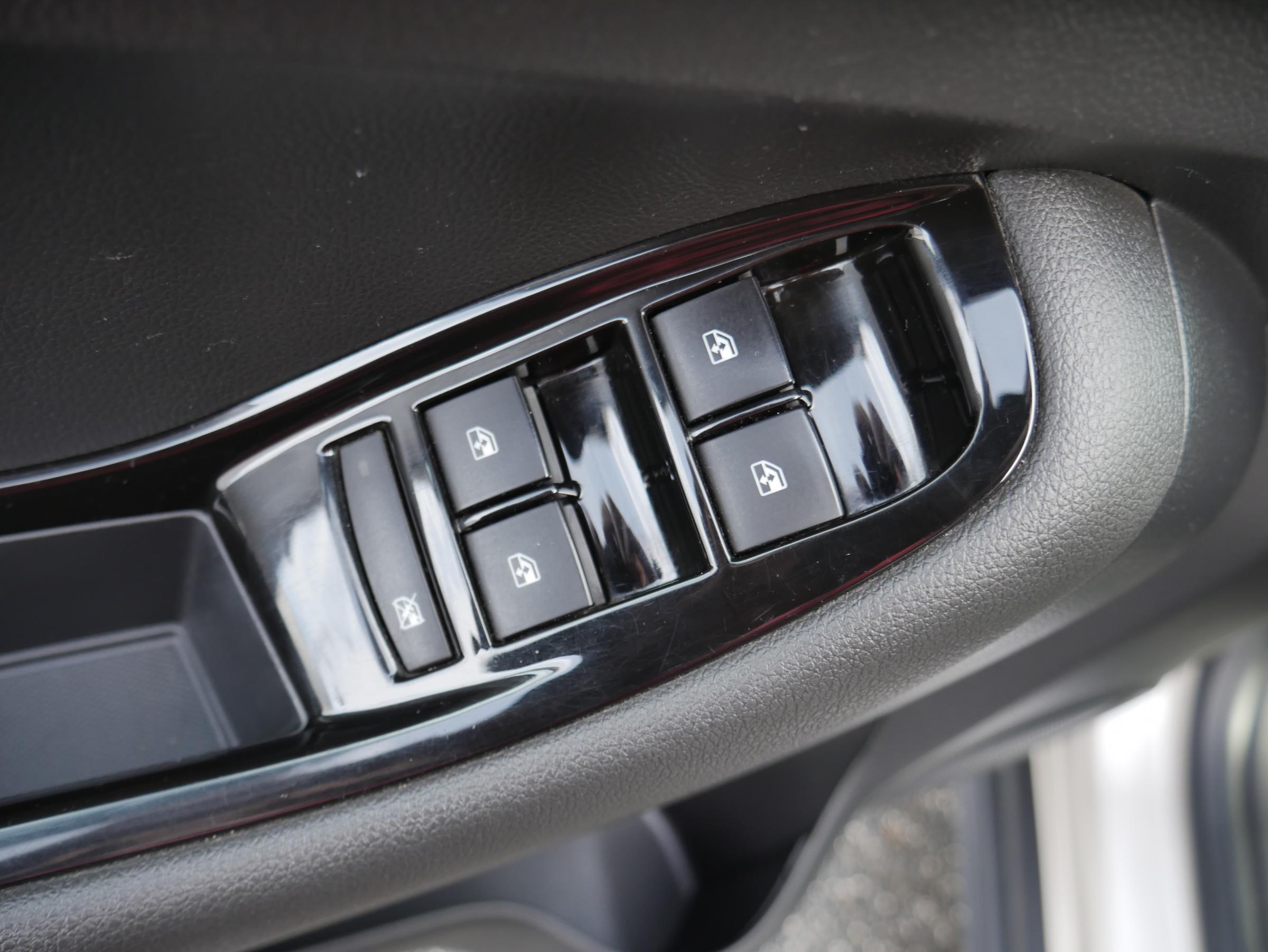 Chevrolet Orlando, 2011 - pohled č. 12