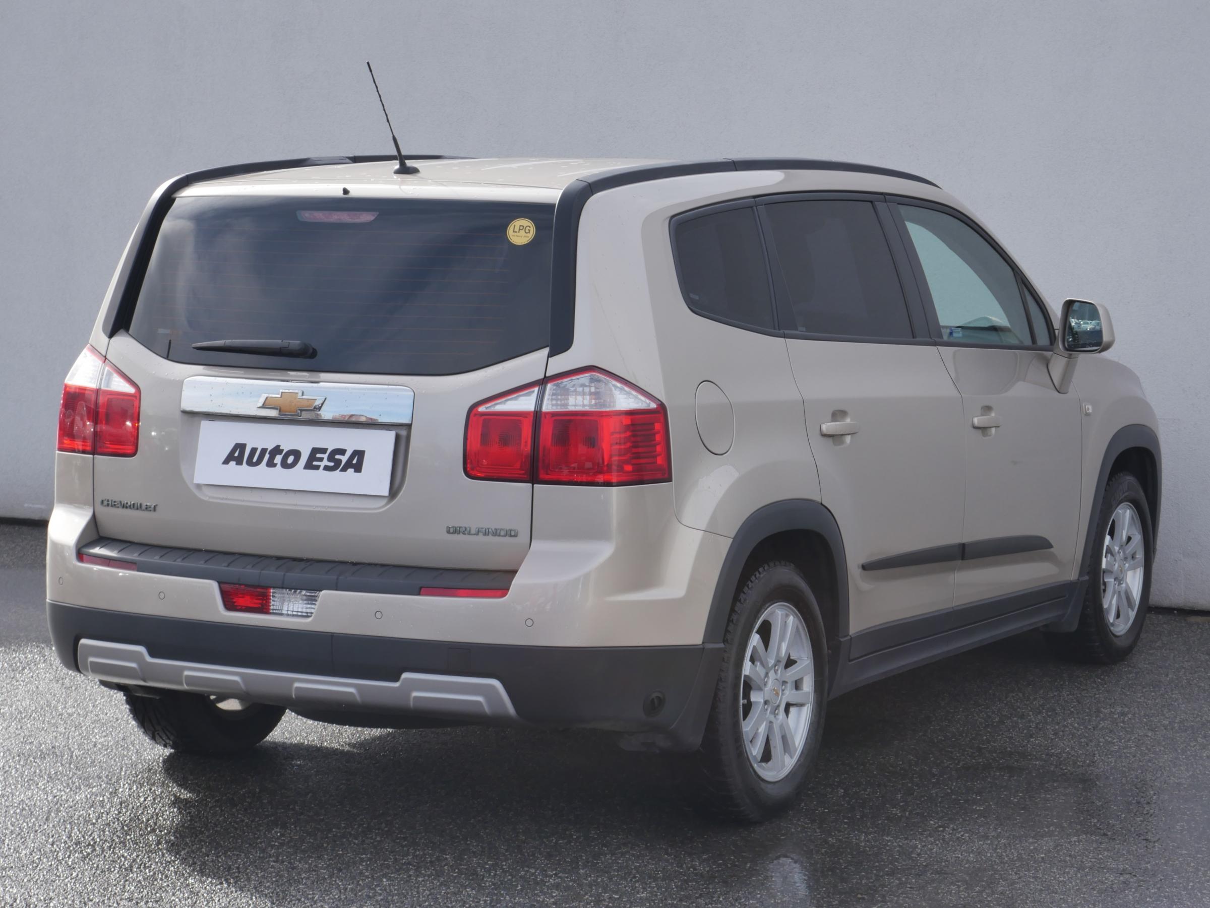 Chevrolet Orlando, 2011 - pohled č. 4