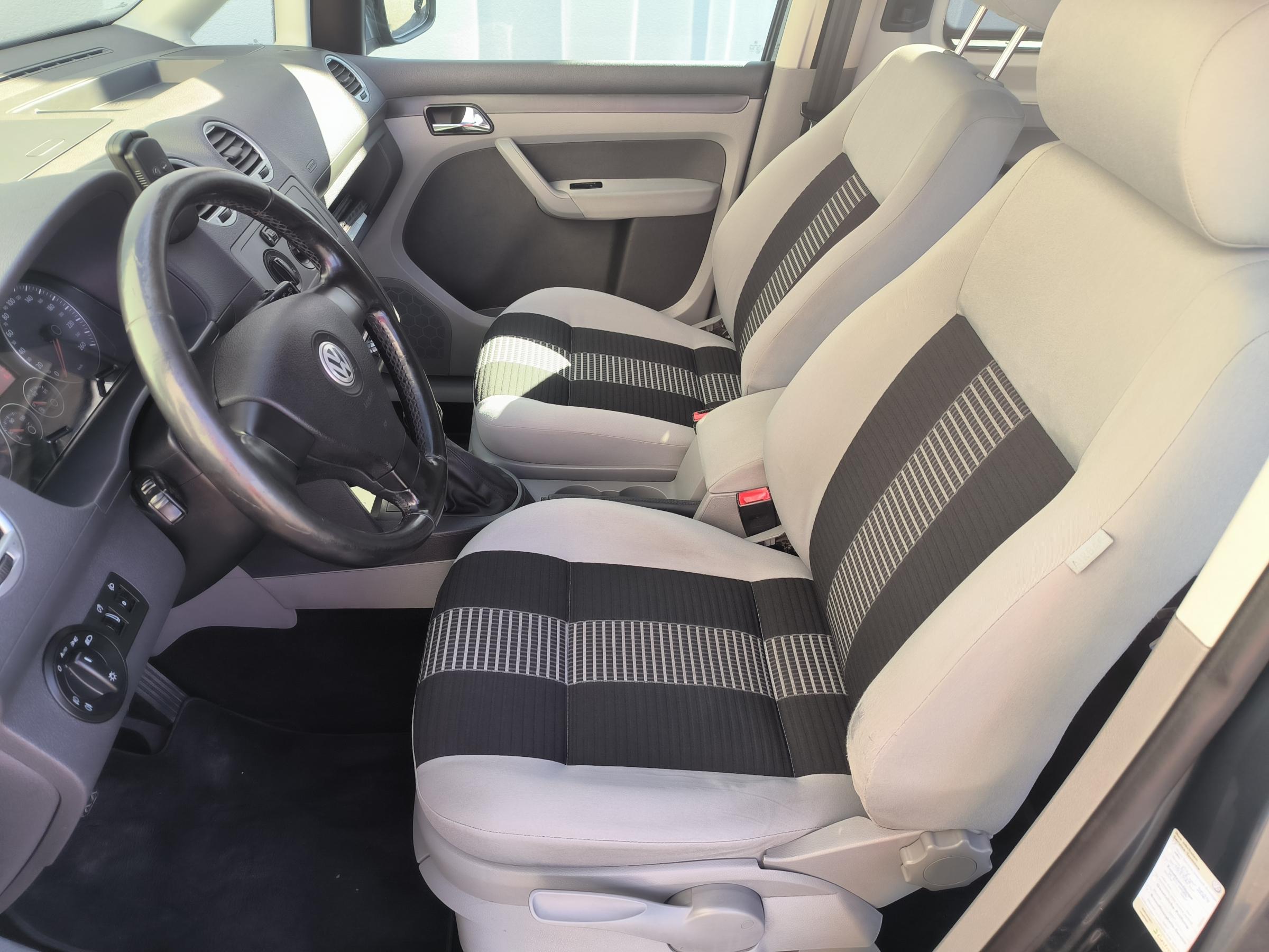 Volkswagen Caddy, 2010 - pohled č. 9