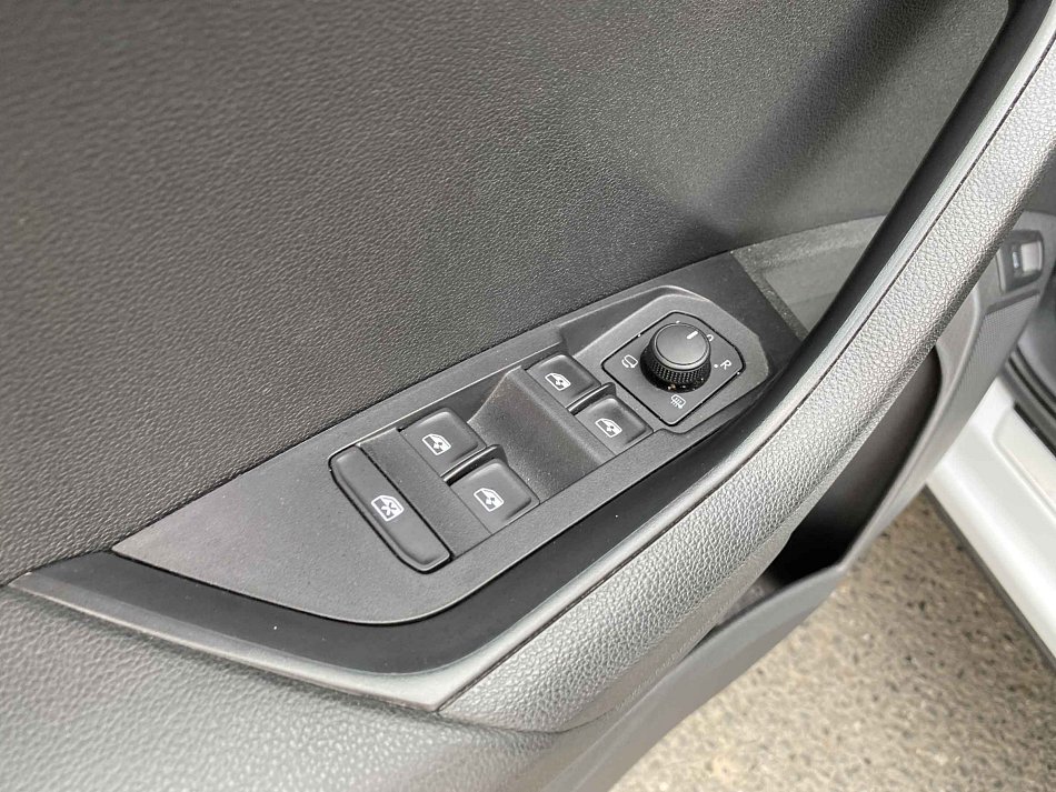 Škoda Karoq 1.5 TSi SportLine