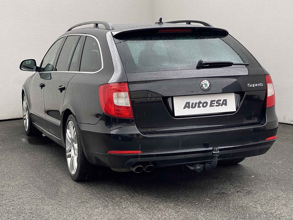 Škoda Superb II 2.0 TDi Elegance 4x4