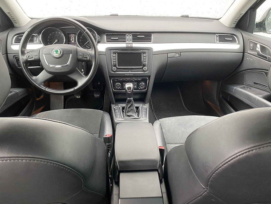 Škoda Superb II 2.0 TDi Elegance 4x4