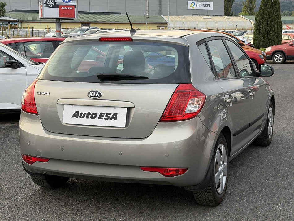 Kia Ceed 1.4 CVVT 