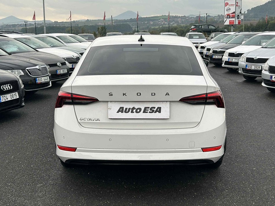 Škoda Octavia IV 2.0 TDi Ambition Plus
