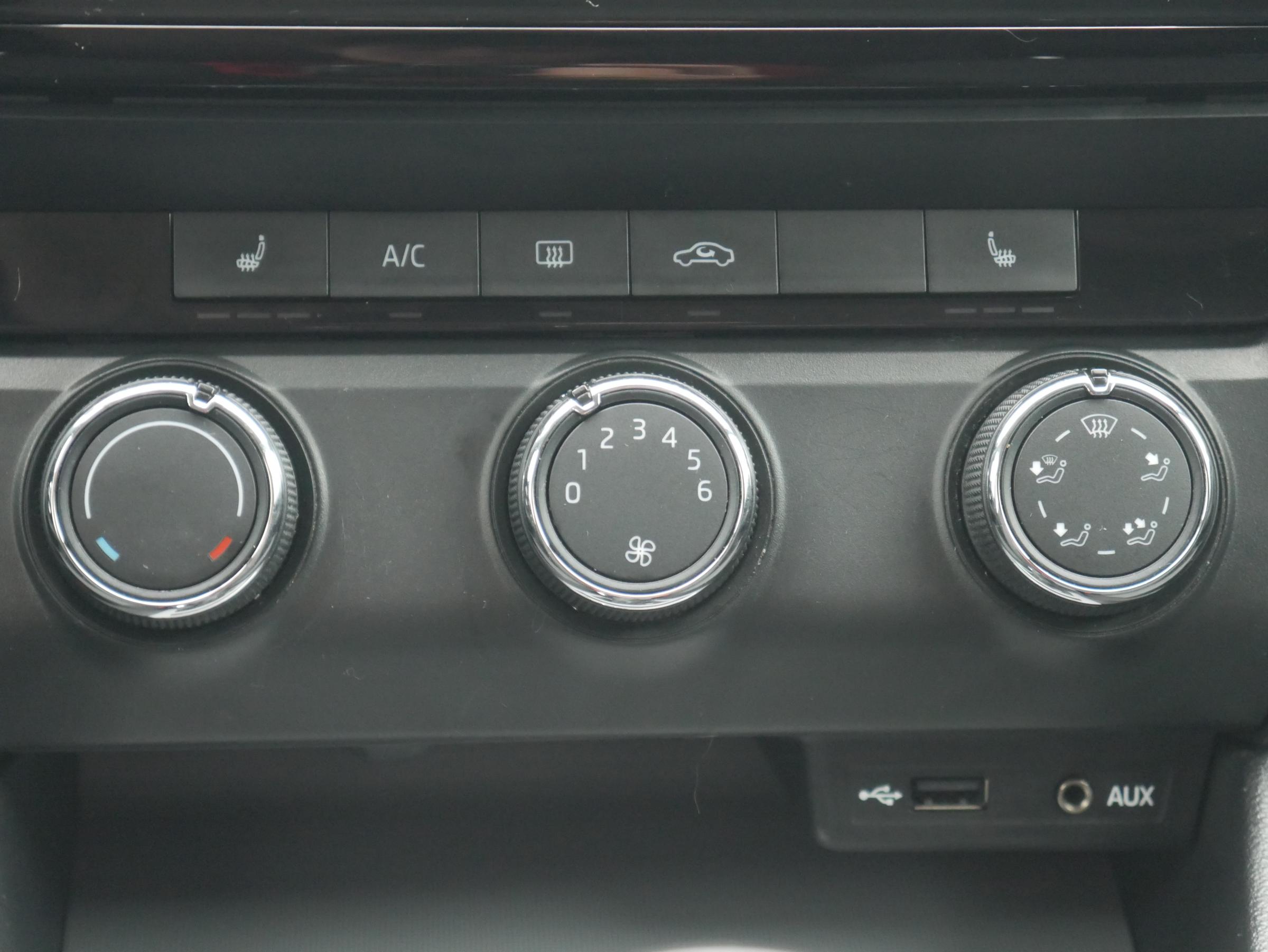 Škoda Octavia III, 2015 - pohled č. 17