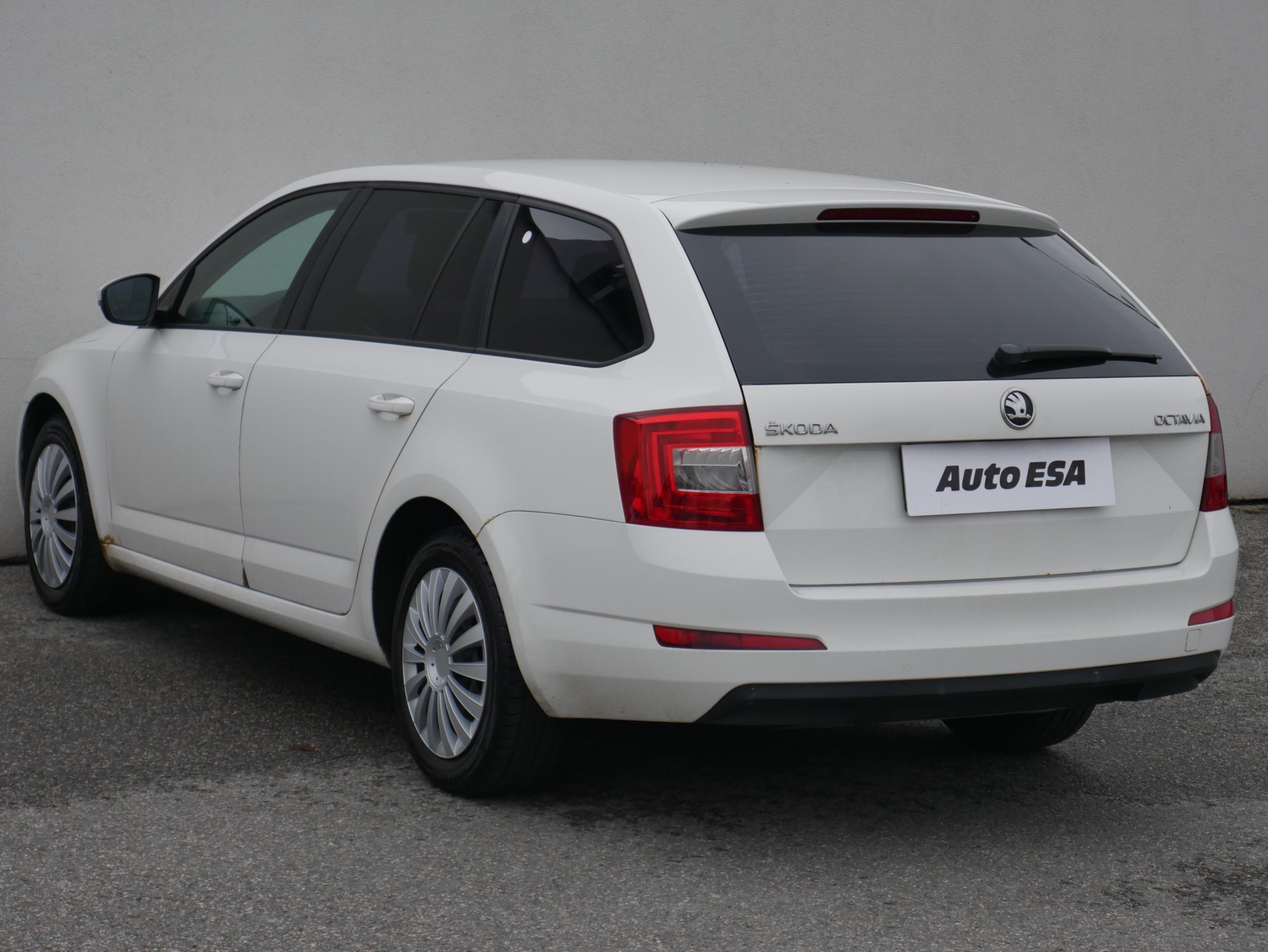 Škoda Octavia III, 2015 - pohled č. 6