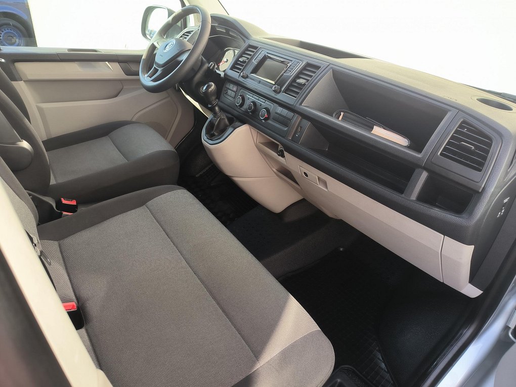 Volkswagen Transporter 2.0TDi  T6