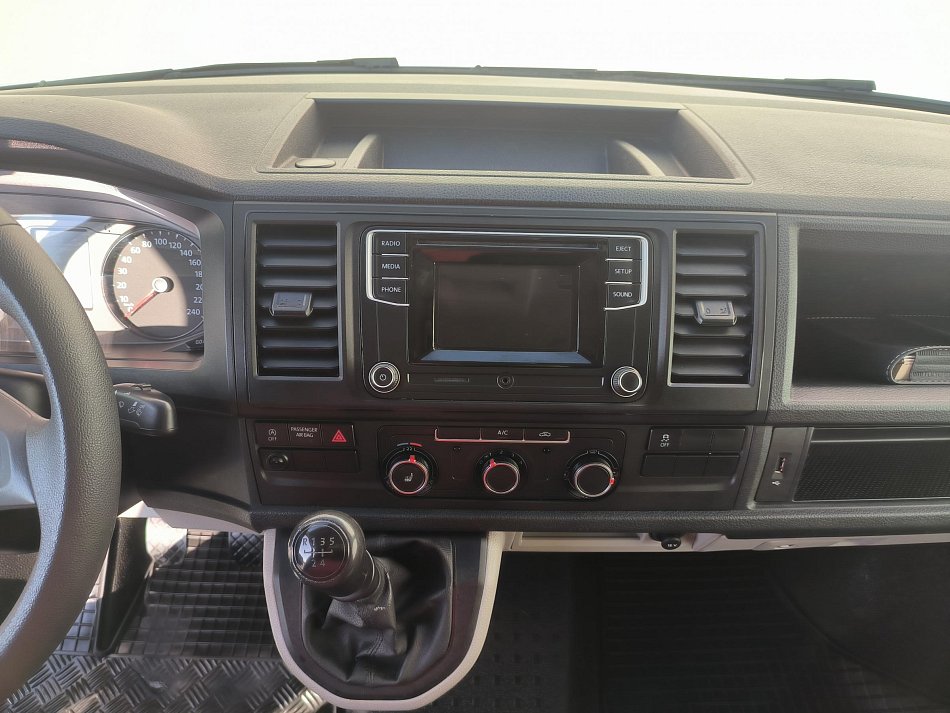 Volkswagen Transporter 2.0TDi  T6