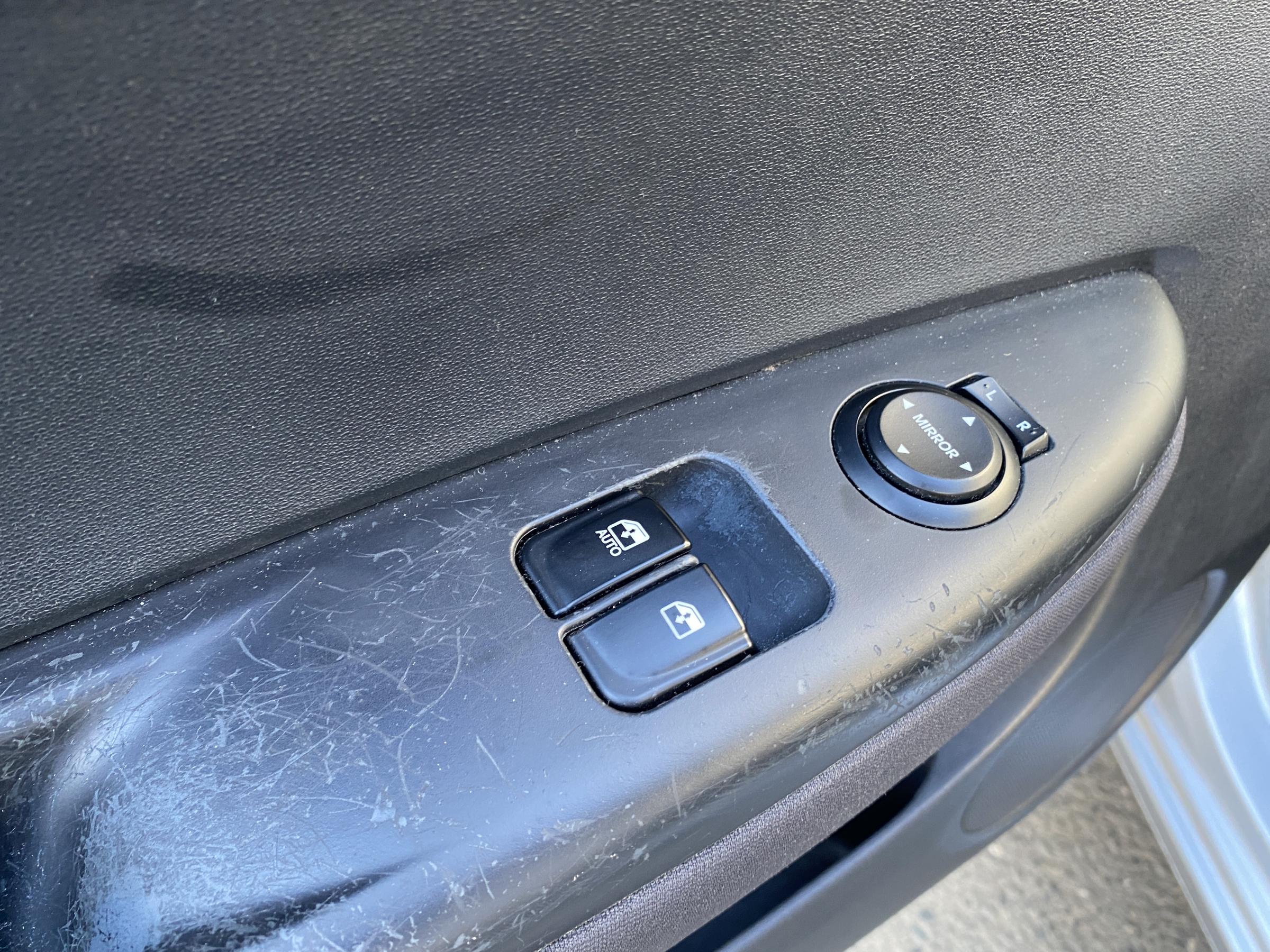 Hyundai i20, 2012 - pohled č. 13