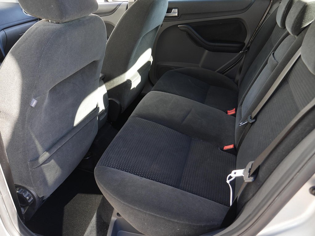 Ford Focus 1.6 i 