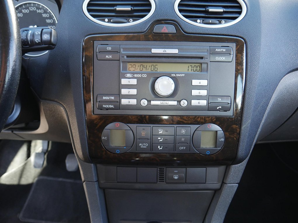 Ford Focus 1.6 i 