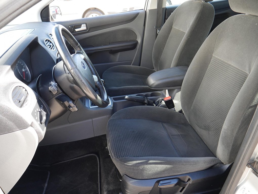 Ford Focus 1.6 i 