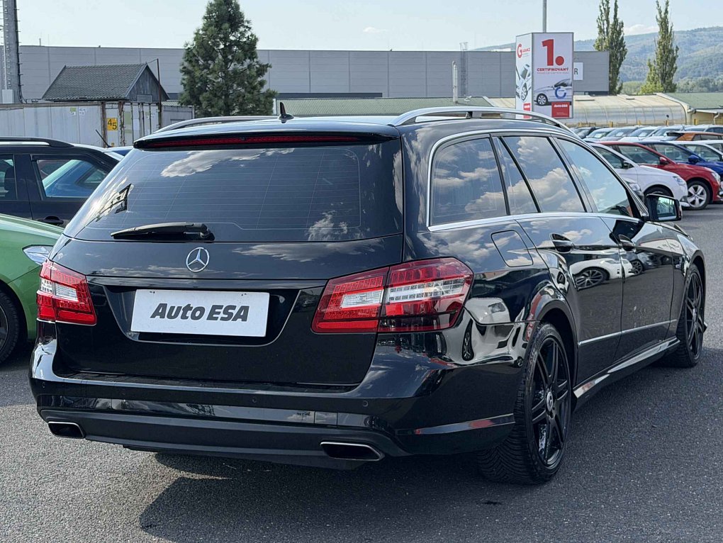 Mercedes-Benz Třída E 350CDi  4Mat