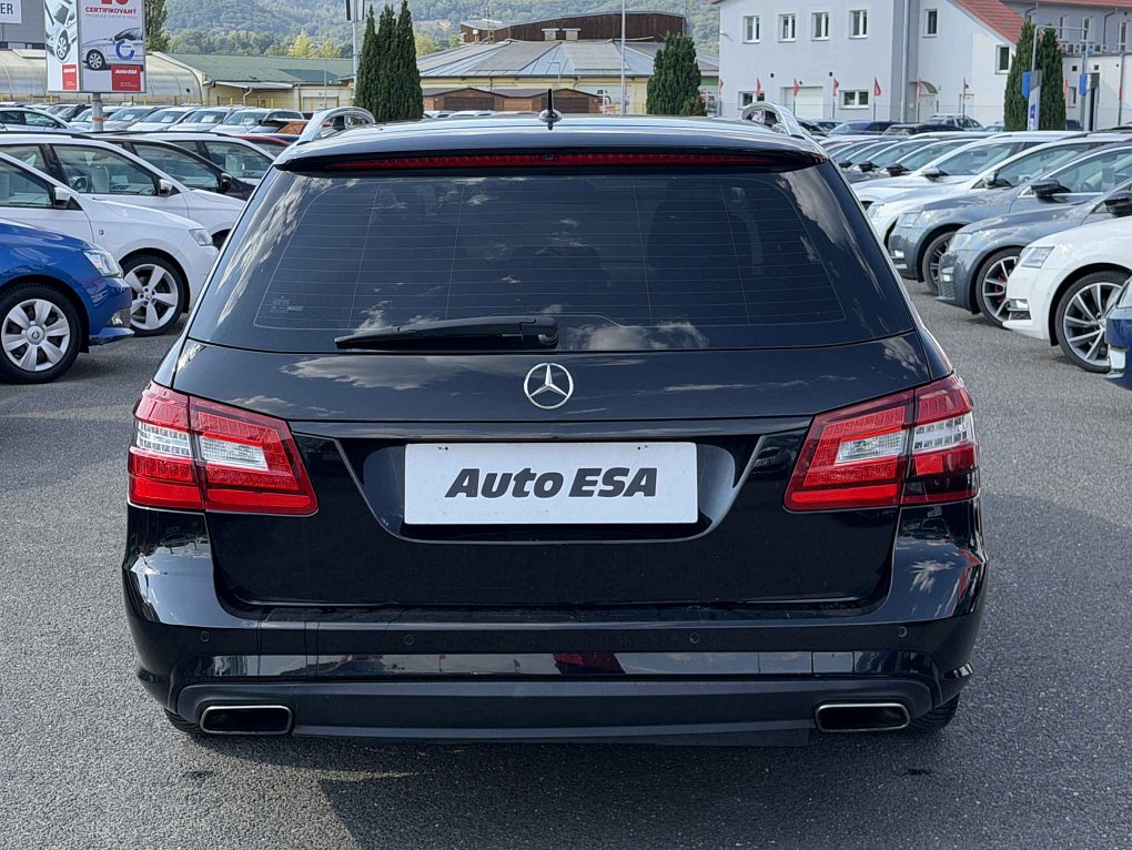 Mercedes-Benz Třída E 350CDi  4Mat