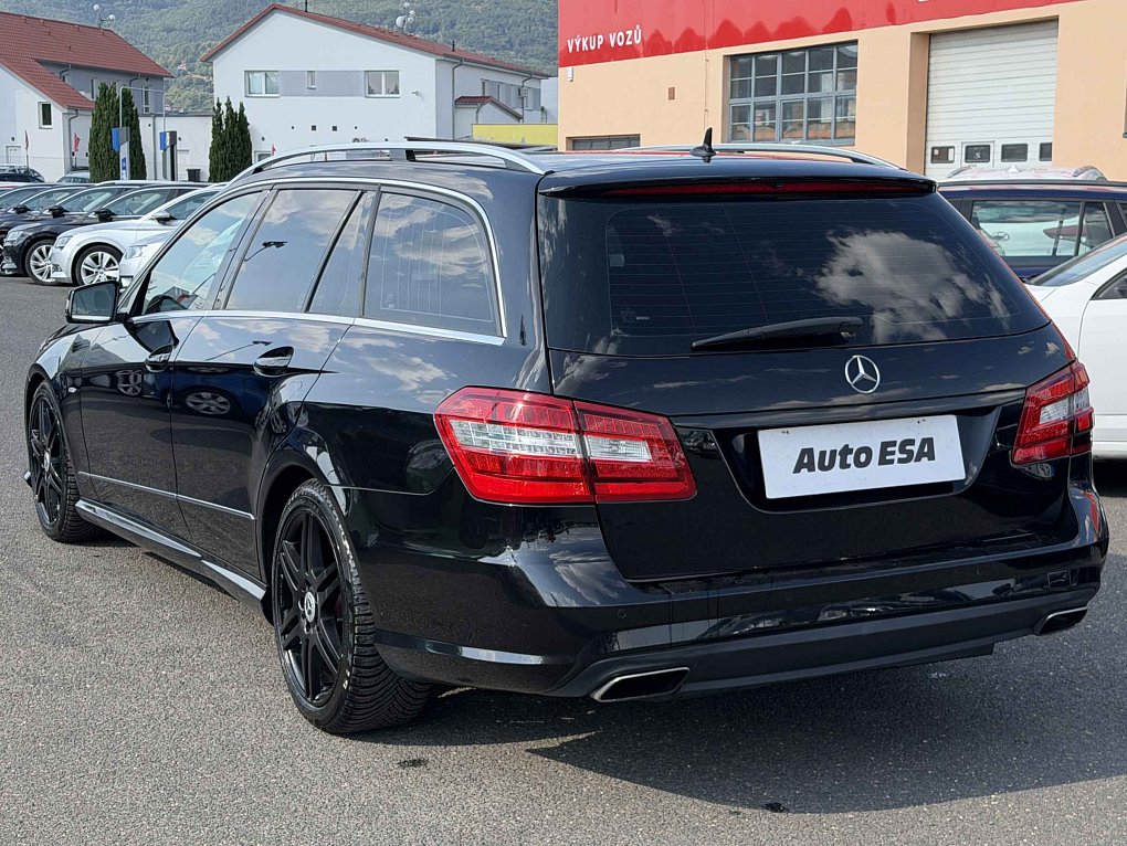 Mercedes-Benz Třída E 350CDi  4Mat