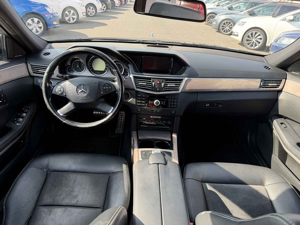 Mercedes-Benz Třída E 350CDi  4Mat