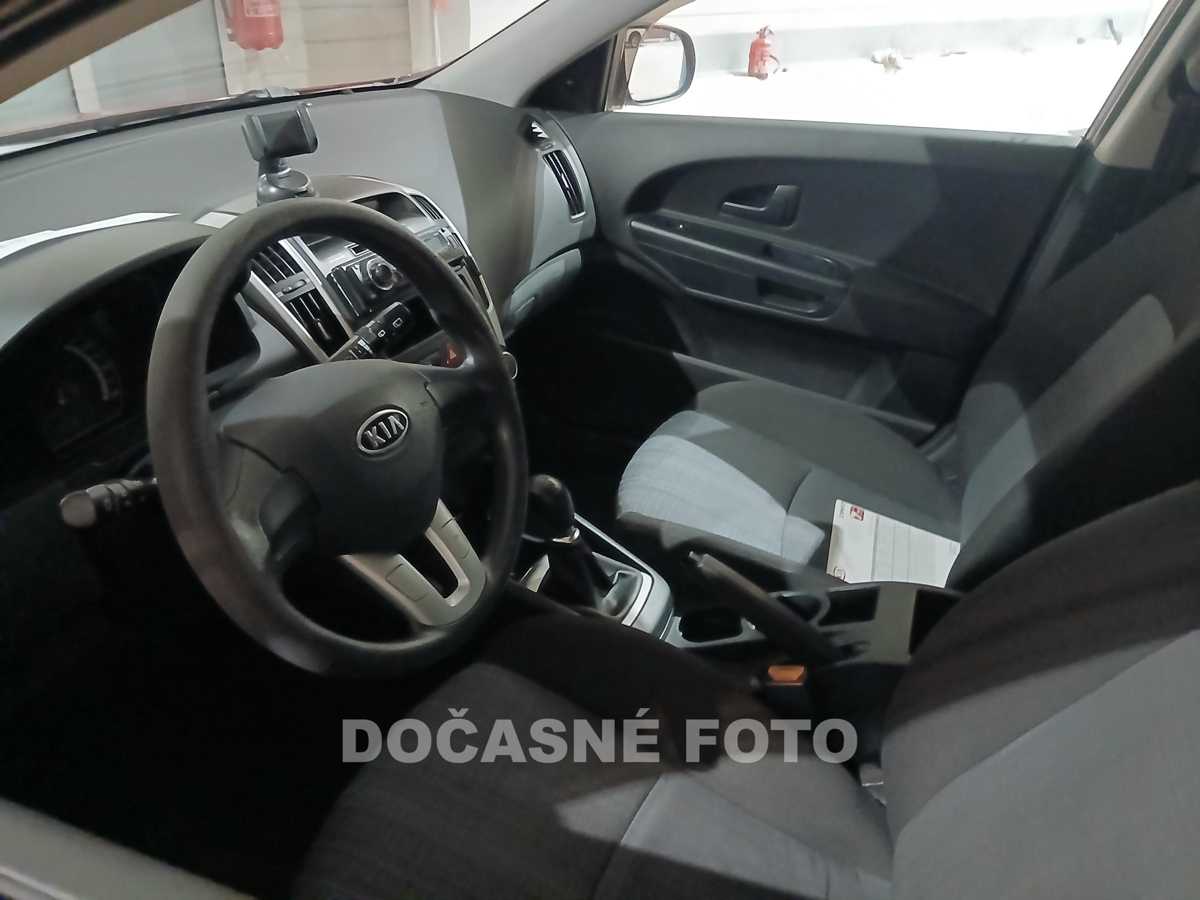 Kia Cee´d, 2010 - pohled č. 3
