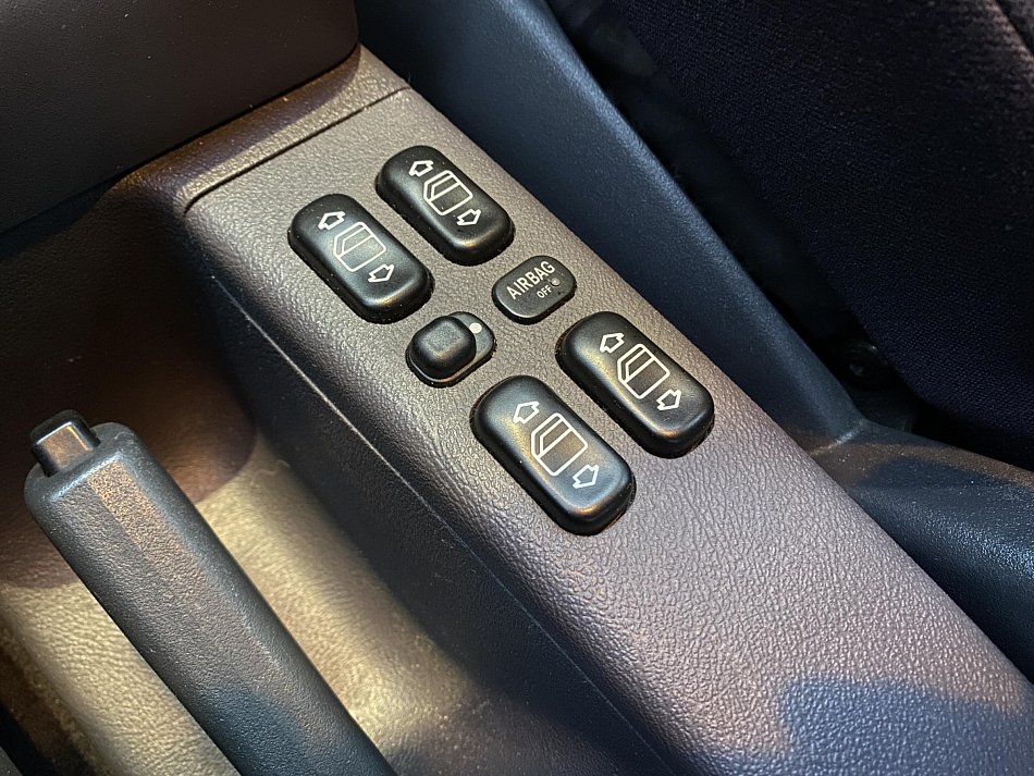 Mercedes-Benz Třída A 1.6i  A160