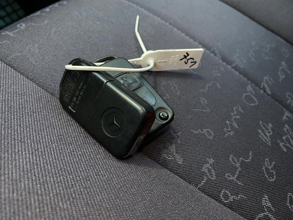 Mercedes-Benz Třída A 1.6i  A160