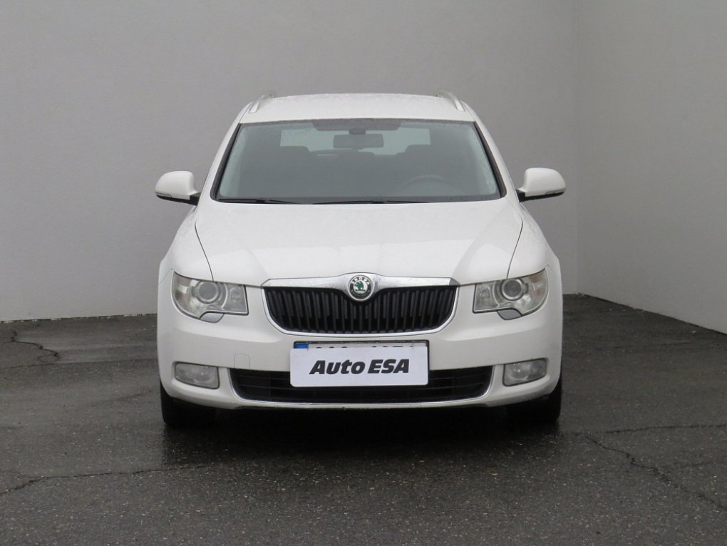 Škoda Superb II šedá 