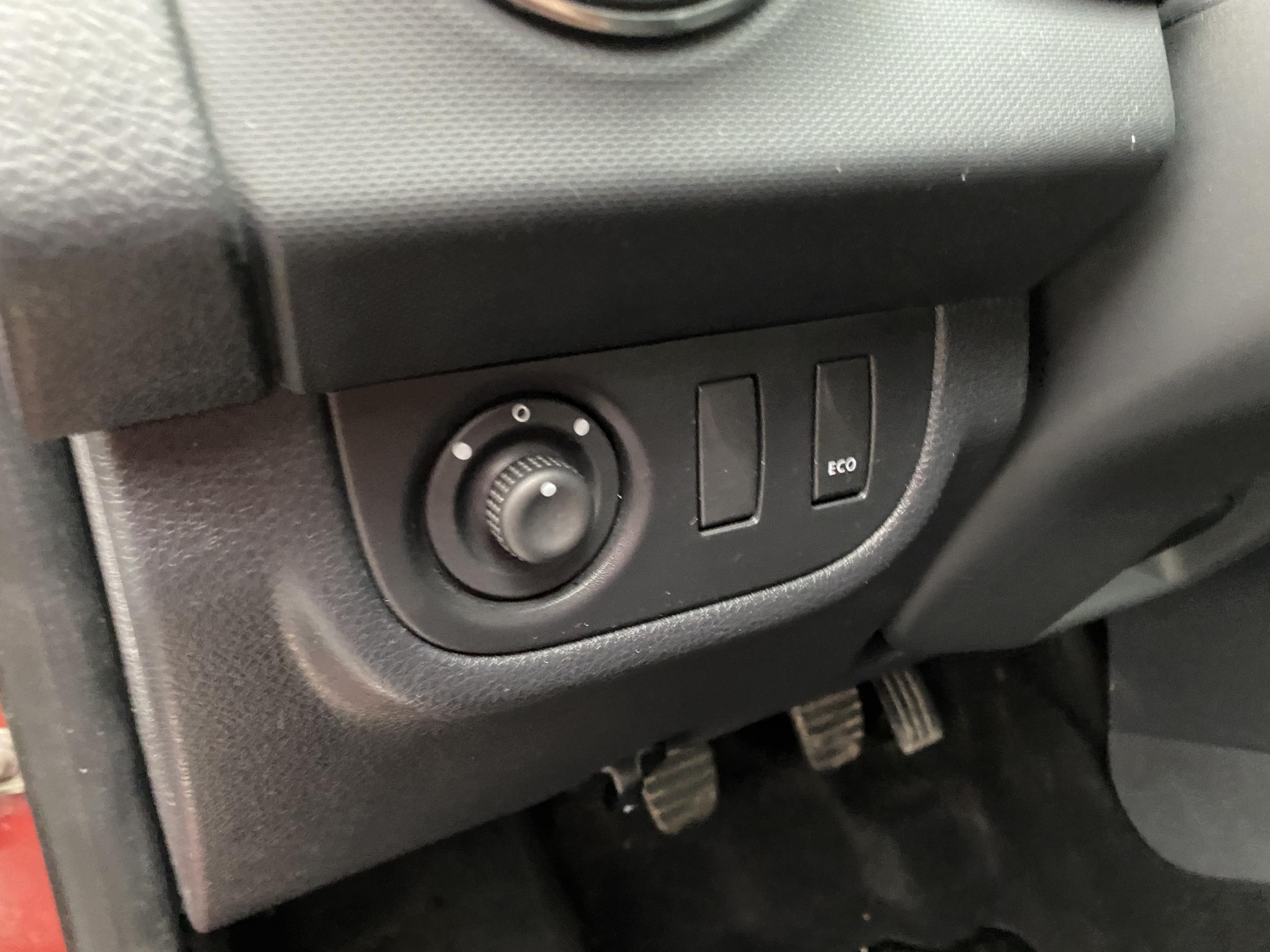 Dacia Logan, 2019 - pohled č. 14