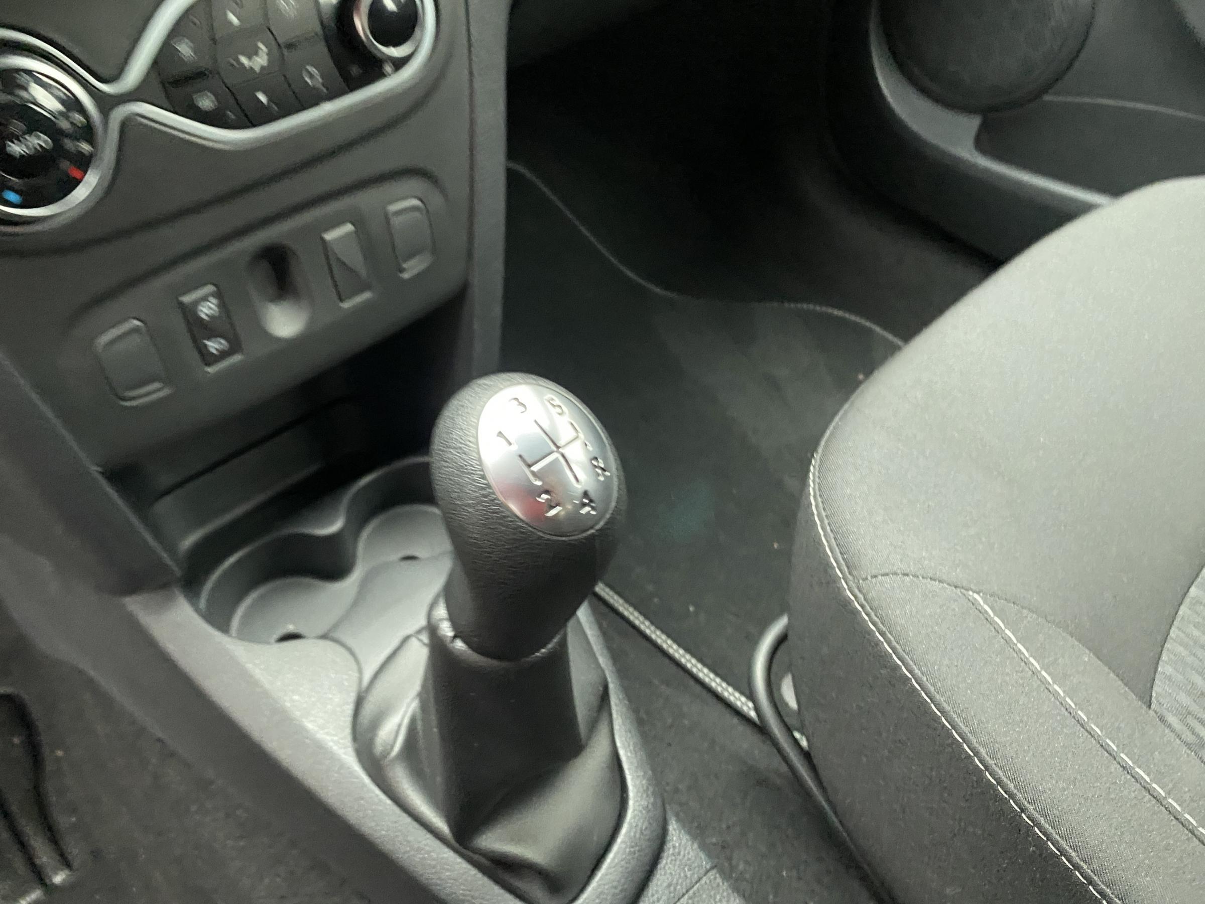 Dacia Logan, 2019 - pohled č. 15