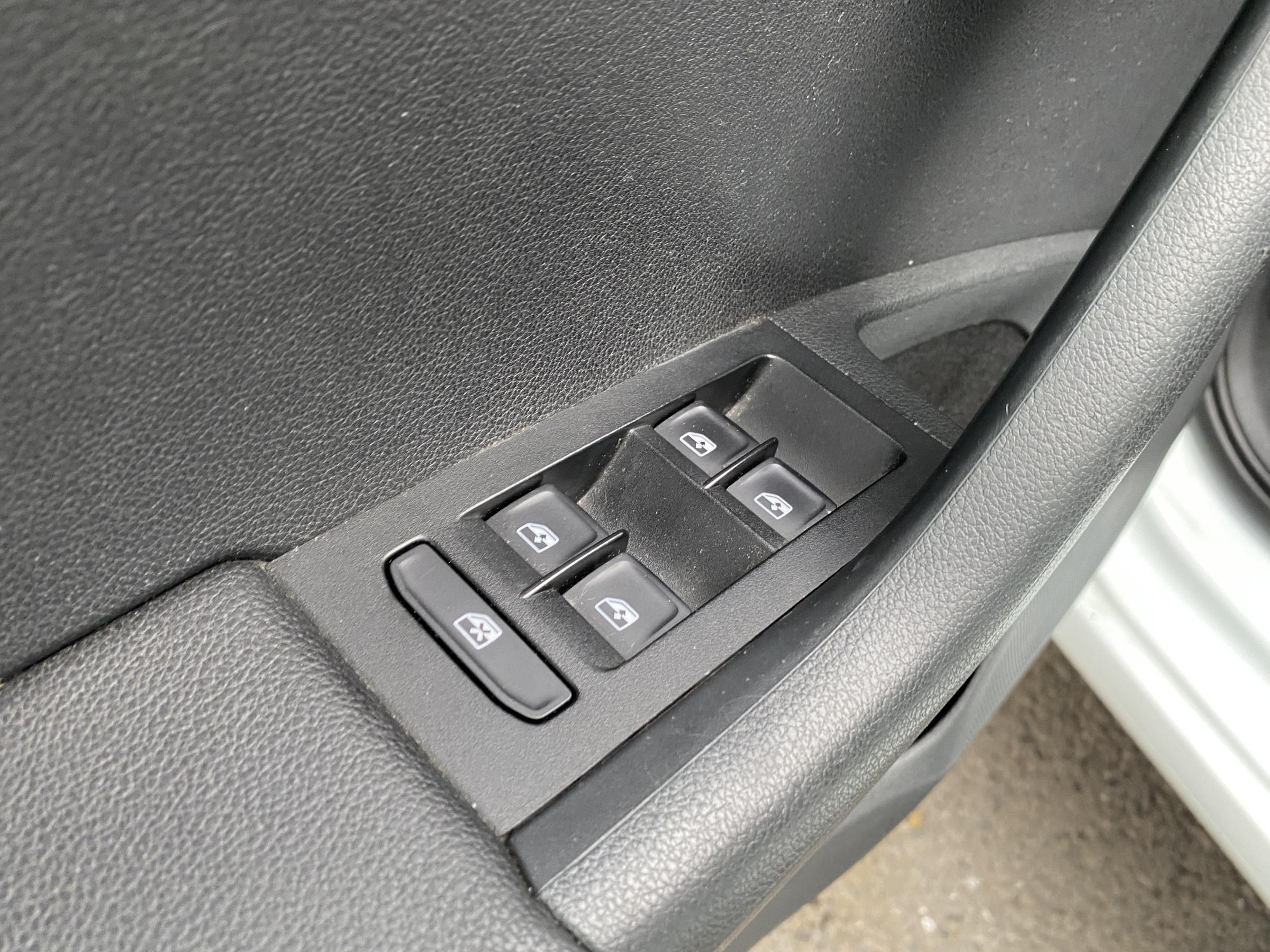 Škoda Octavia III, 2015 - pohled č. 13