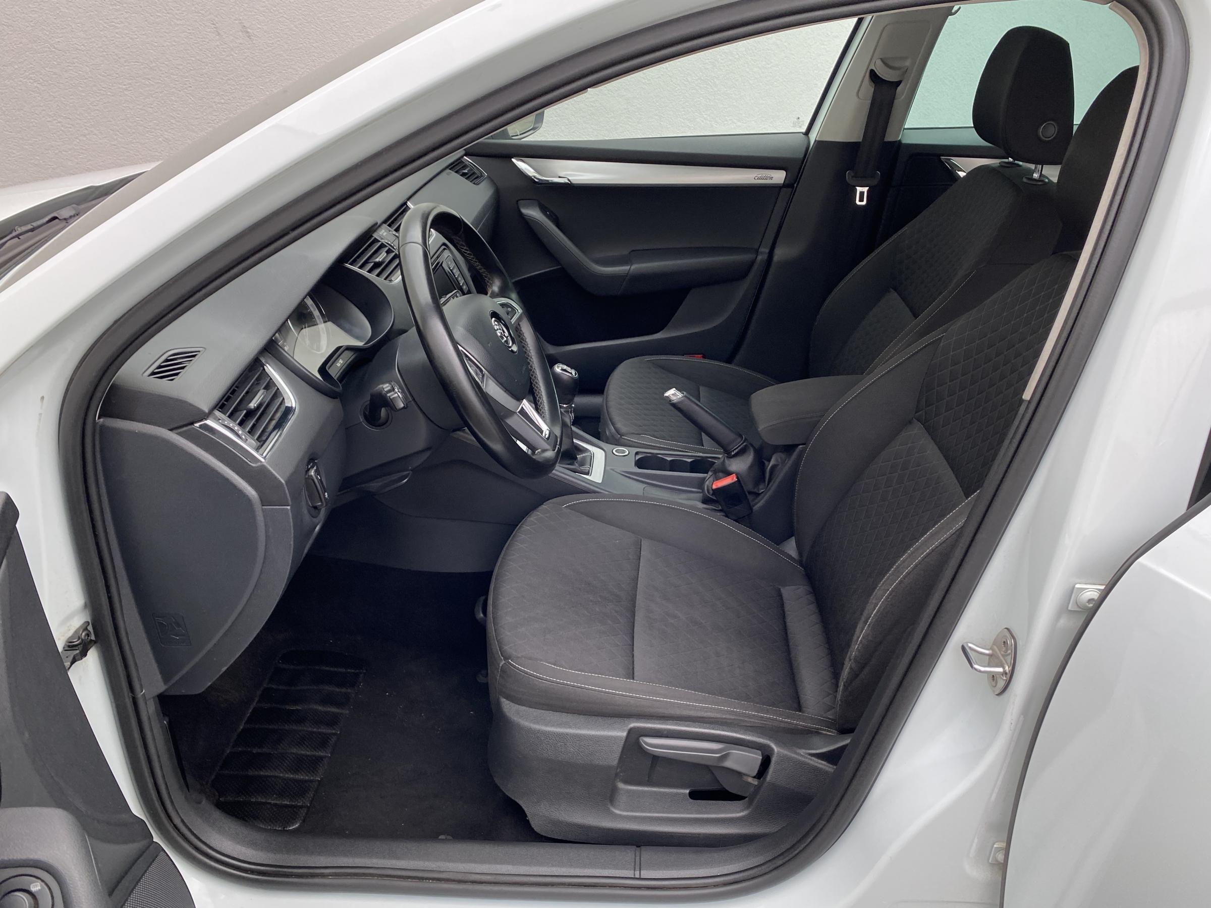 Škoda Octavia III, 2015 - pohled č. 9