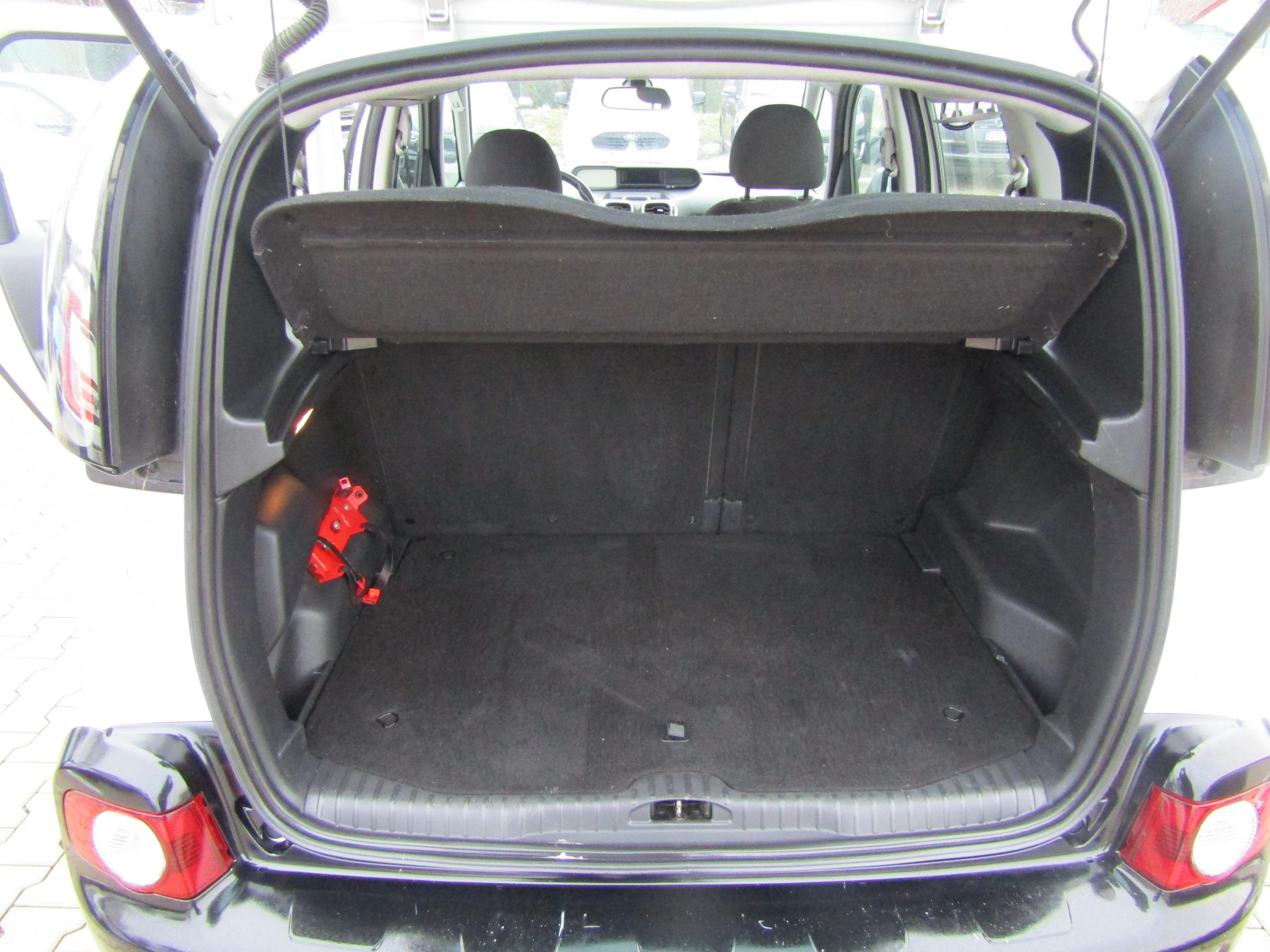 Citroën C3 Picasso, 2016 - pohled č. 8