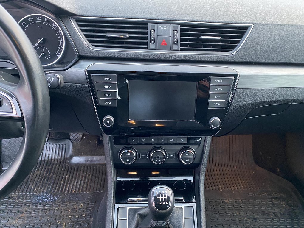 Škoda Superb III 2.0 TDi Style