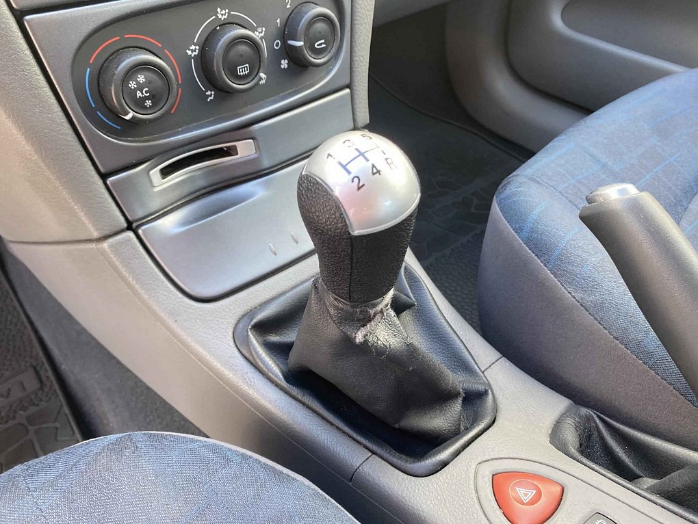 Renault Laguna 1.8i 