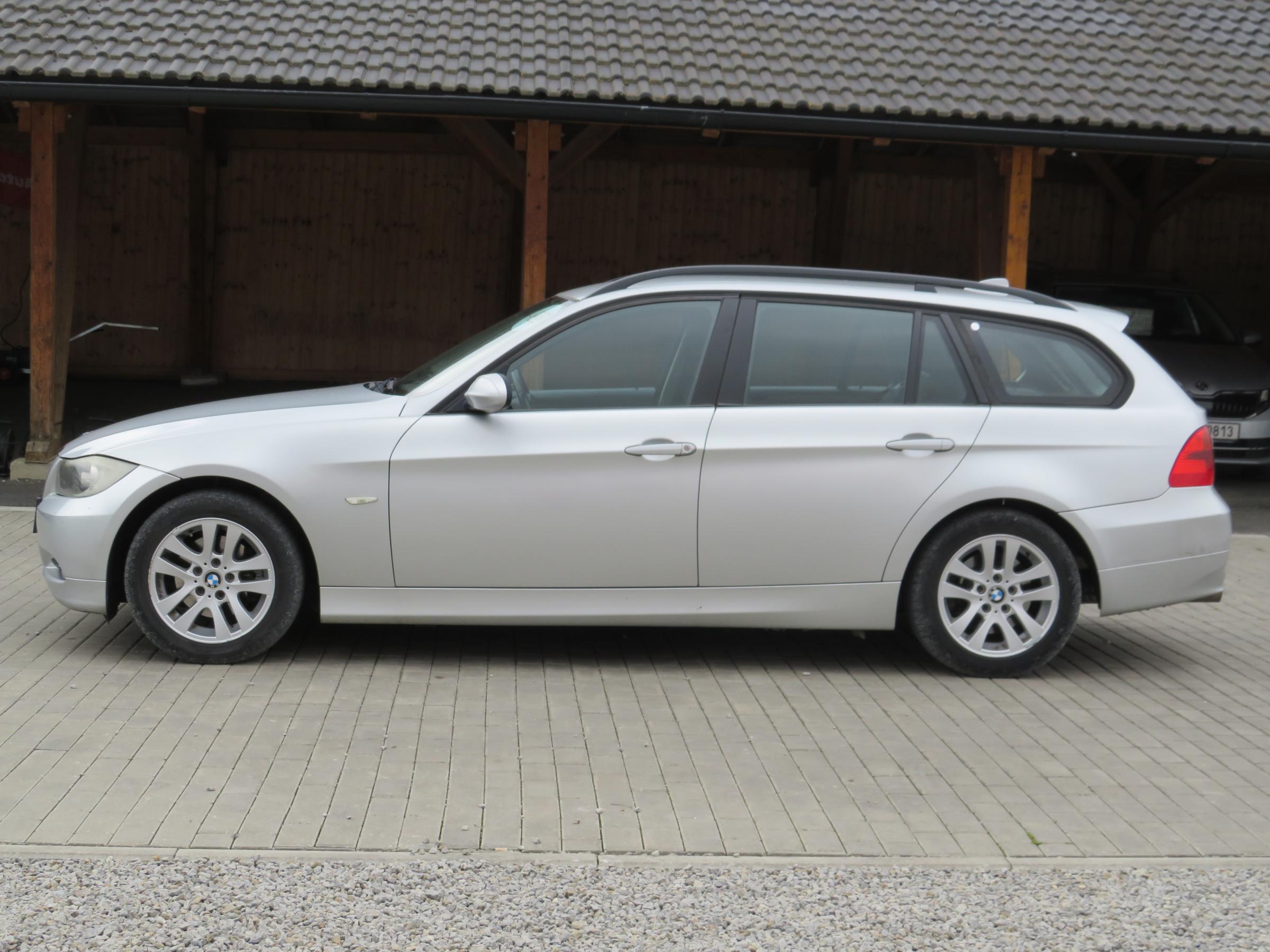 BMW Řada 3, 2007 - pohled č. 8
