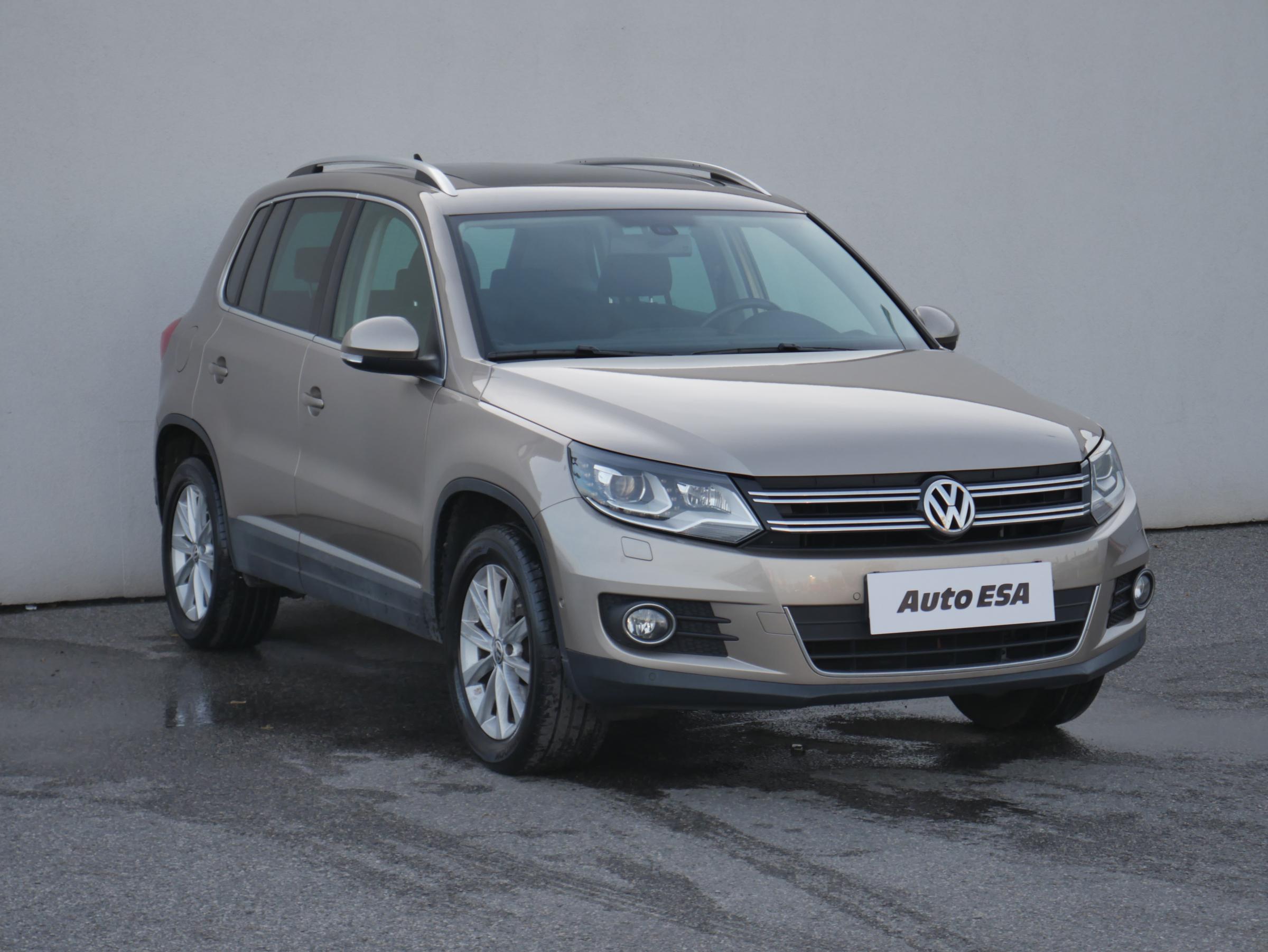 Volkswagen Tiguan, 2012