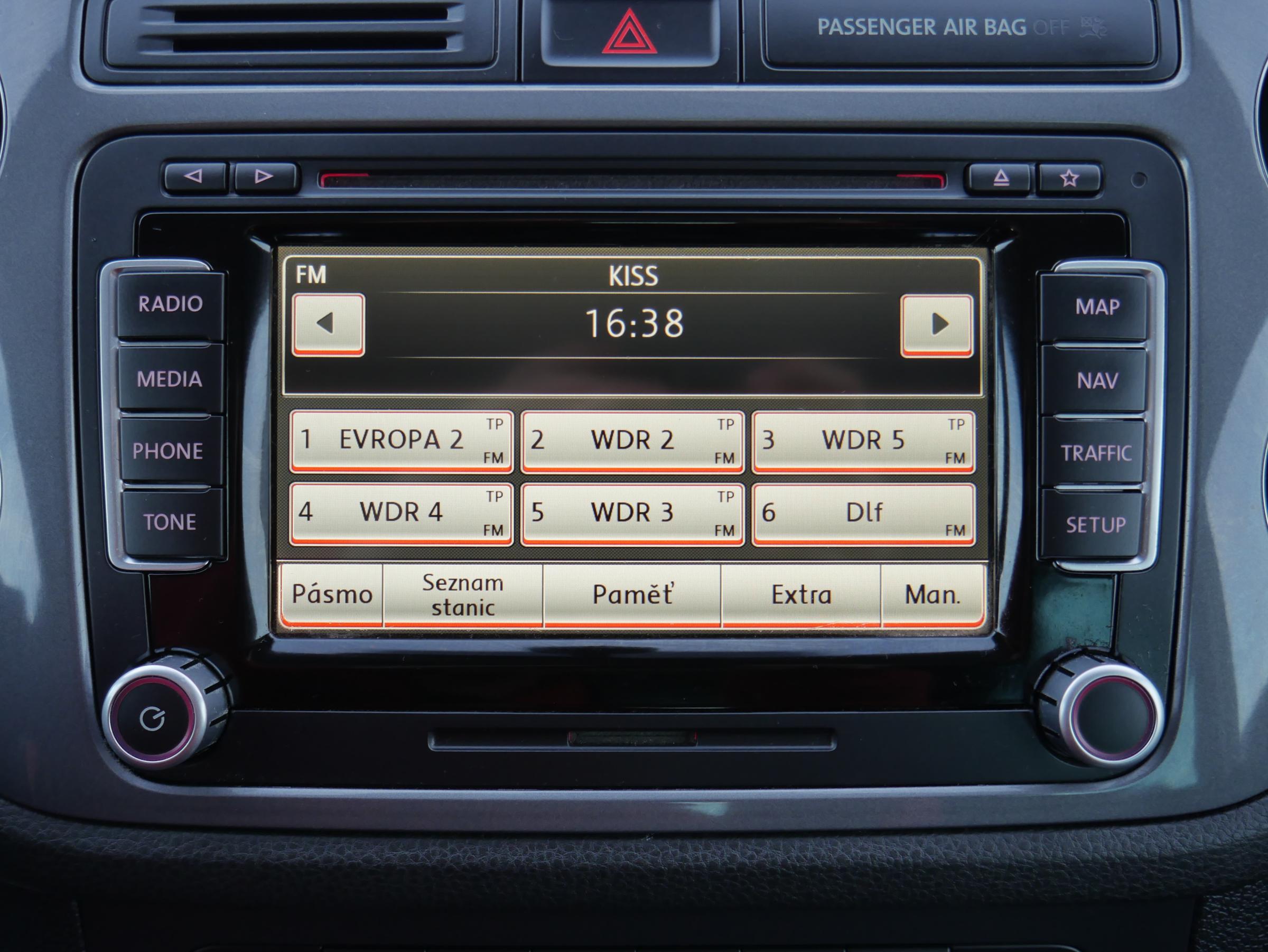 Volkswagen Tiguan, 2012 - pohled č. 16