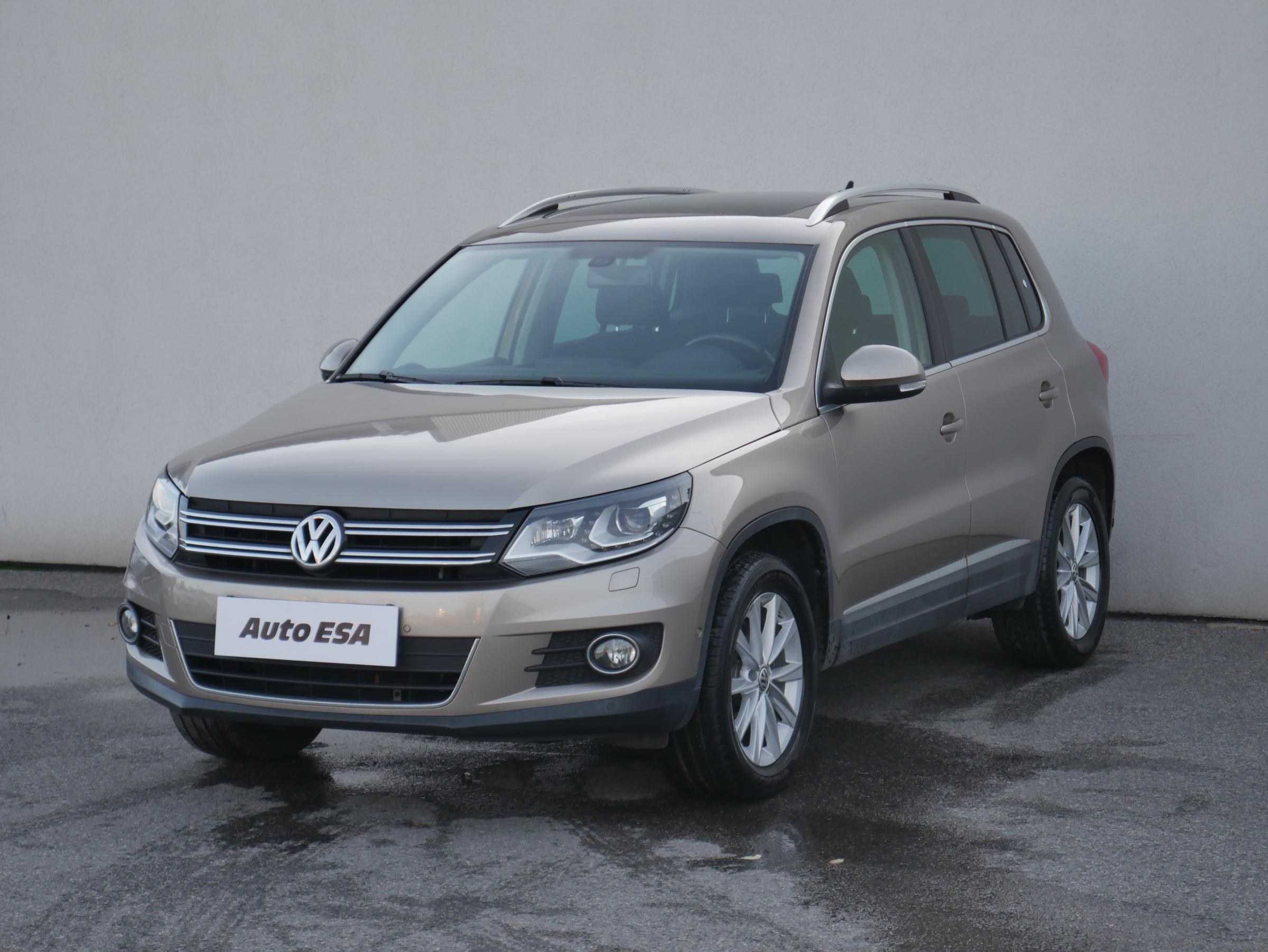 Volkswagen Tiguan, 2012 - pohled č. 3