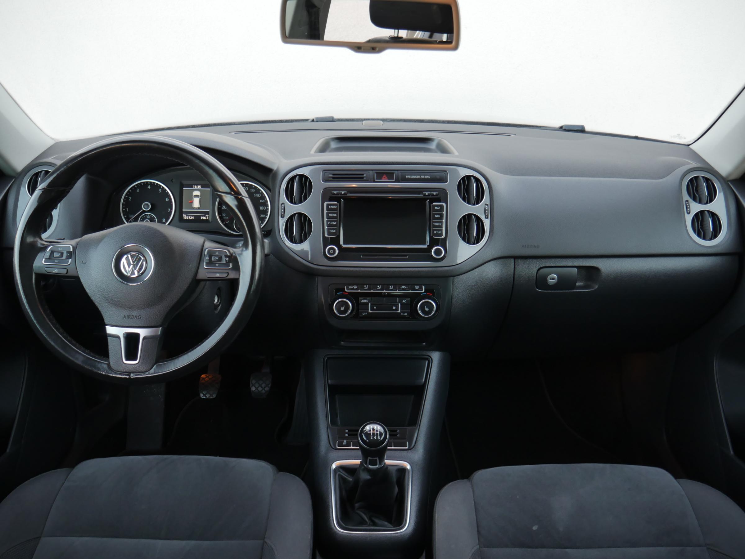 Volkswagen Tiguan, 2012 - pohled č. 8