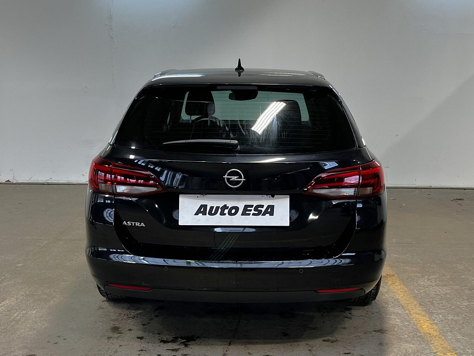 Opel Astra 1.5 CDTi Elegance